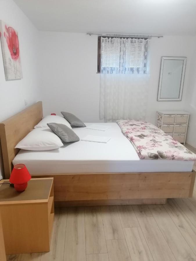 Apartment Maris โพเซดารเย ภายนอก รูปภาพ
