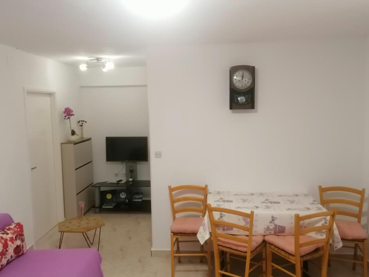 Apartment Maris โพเซดารเย ภายนอก รูปภาพ
